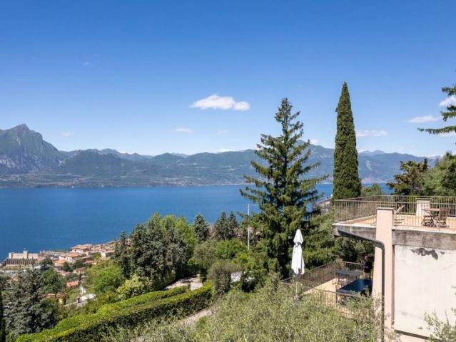 Villa Indipendente in vendita a Loncrino, Torri Del Benaco