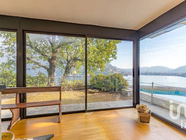 Villa Indipendente in vendita a Sant'Agostino, Como