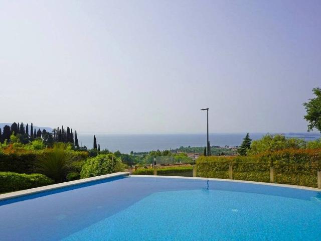 Villa Indipendente in vendita a Comunità Montana Parco Alto Garda bresciano, Toscolano Maderno