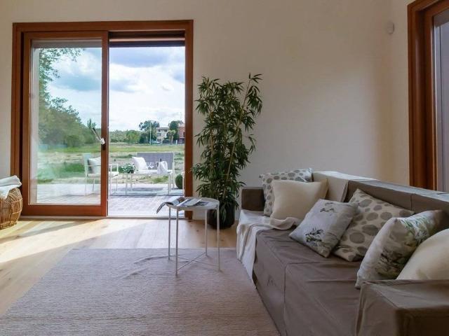 Villa Indipendente in vendita a Canali, Reggio Emilia