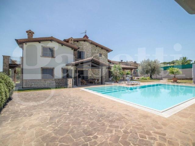 Villa Indipendente in vendita a Cenerente, Umbria