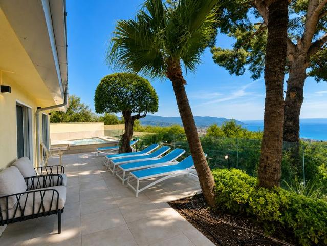 Villa Indipendente in vendita a Diano Gorleri, Diano Marina