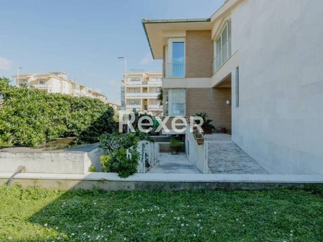 Villa Indipendente in vendita a Banditella, Livorno