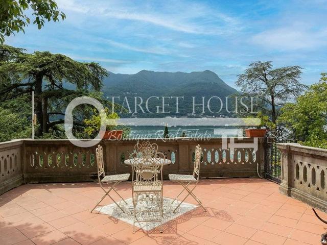 Villa Indipendente in vendita a Carate Urio, Como