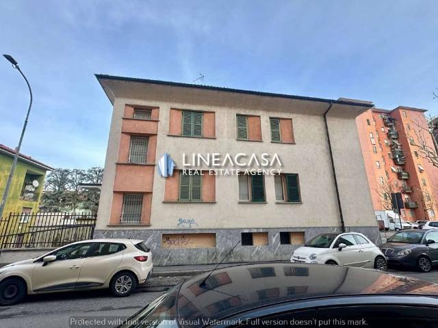 Villa Indipendente in vendita a Corsico, Lombardia