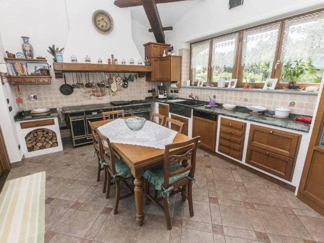 Villa Indipendente in vendita a Piemonte, Cuneo