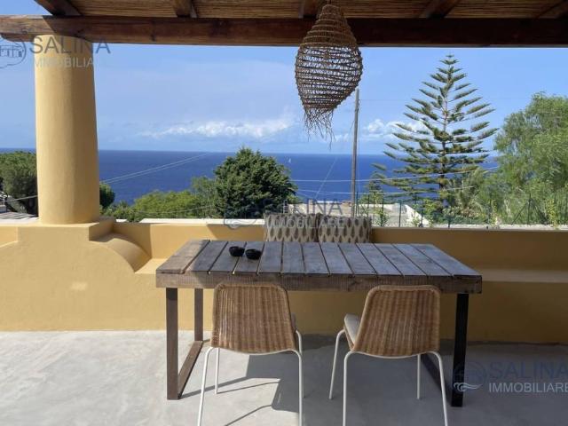 Villa Schiera in vendita a Malfa, Sicilia