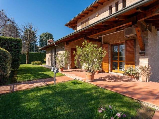Villa Schiera in vendita a Osio Sotto, Lombardia