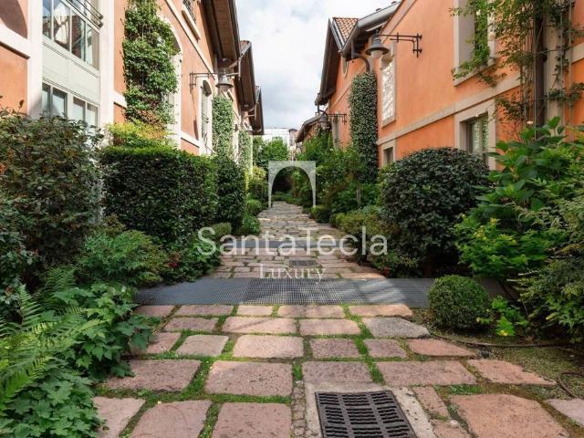 Villa Schiera in vendita a Municipio 6, Milano