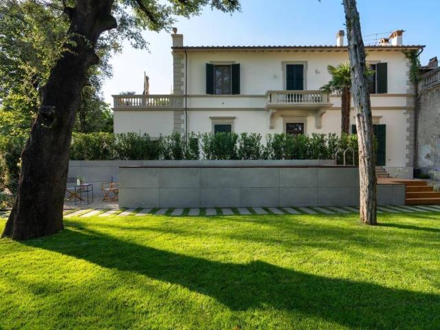 Appartamento in vendita a Quartiere 3, Firenze