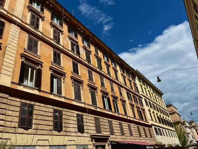 Appartamento in vendita a Municipio Roma I, Roma Capitale