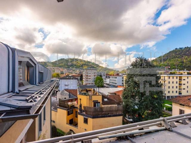 Appartamento in vendita a Como