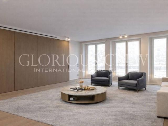 Appartamento in vendita a Municipio 8 di Milano, Milano