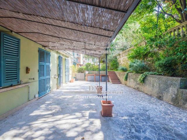 Appartamento in vendita a Medio Levante, Serra Riccò