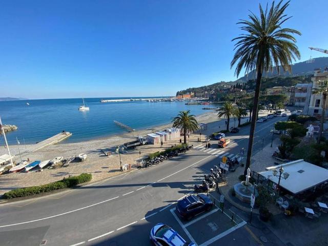 Appartamento in vendita a San Lorenzo Della Costa, Liguria