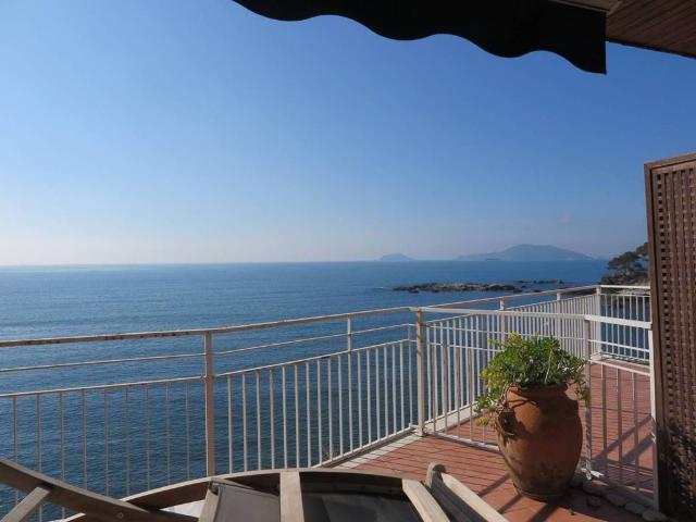 Appartamento in vendita a La Serra, Lerici