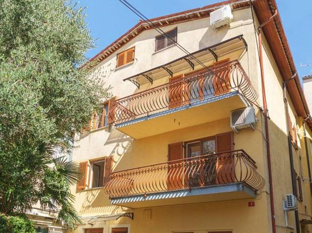 Appartamento in vendita a Campello Sul Clitunno, Umbria