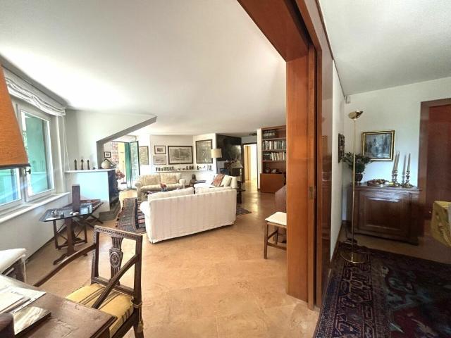 Wohnung kaufen in Sorengo, Tessin