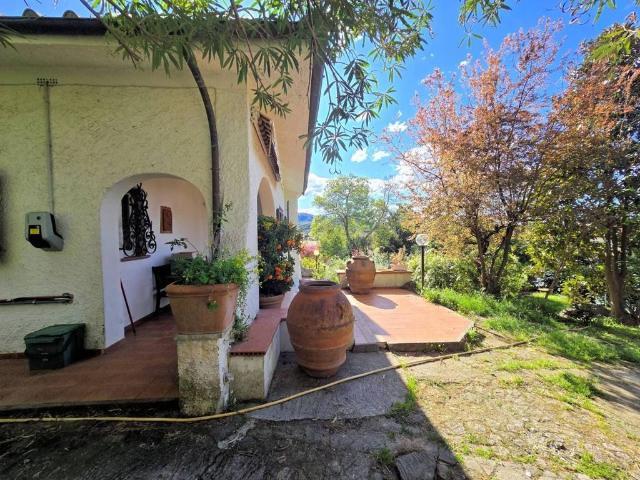 Appartamento in vendita a Caravello, Camaiore