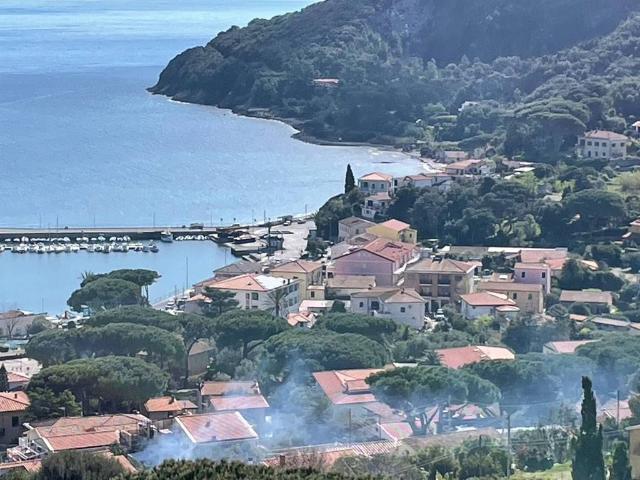 Appartamento in vendita a Rio, Toscana