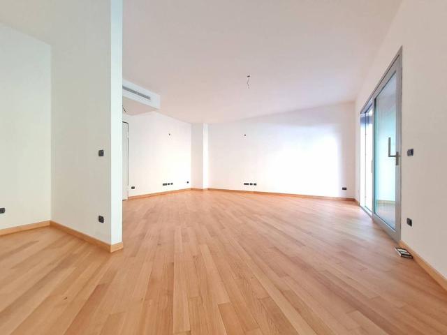 Appartamento in vendita a Medio Levante, Serra Riccò