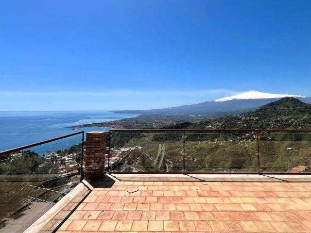 Appartamento in vendita a Taormina, Sicilia