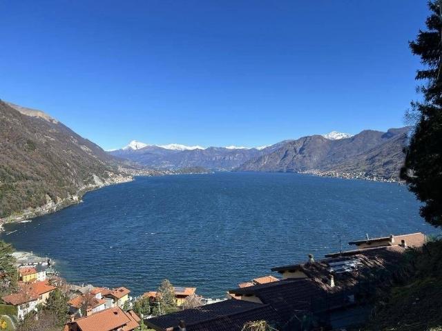 Appartamento in vendita a Argegno, Lombardia