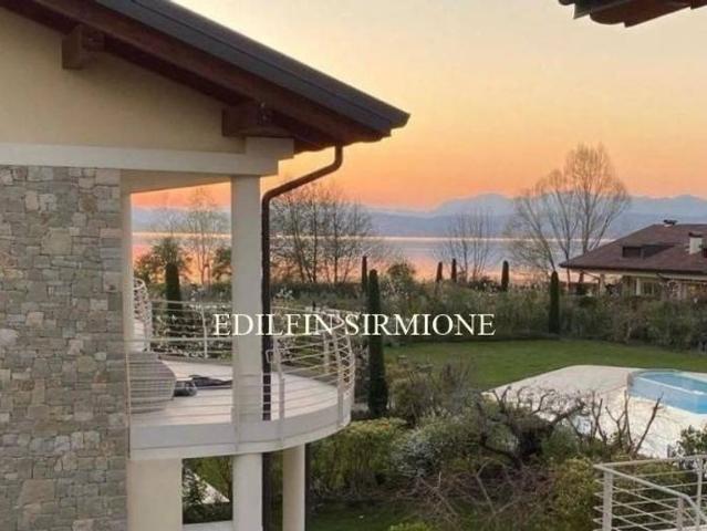 Attico in vendita a Colombare, Sirmione