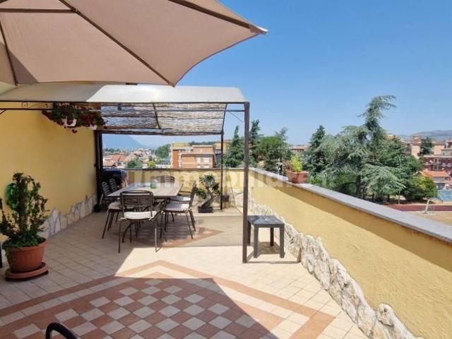 Appartamento in vendita a Frosinone, Lazio