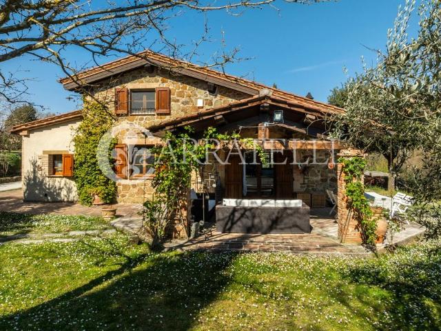 Rustico in vendita a Pieve Di Sinalunga, Toscana