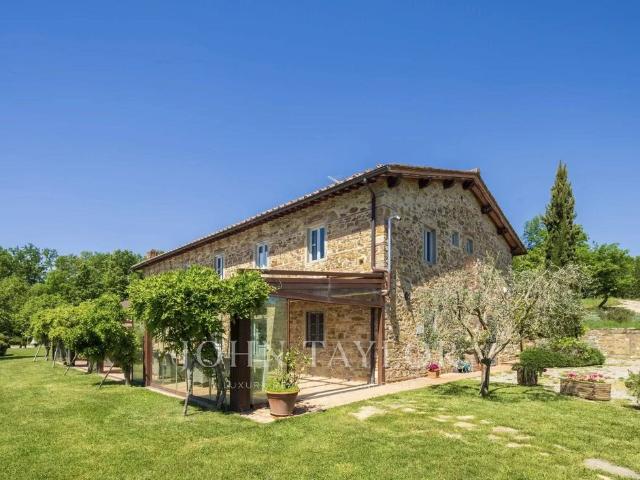 Rustico in vendita a Firenze, Toscana