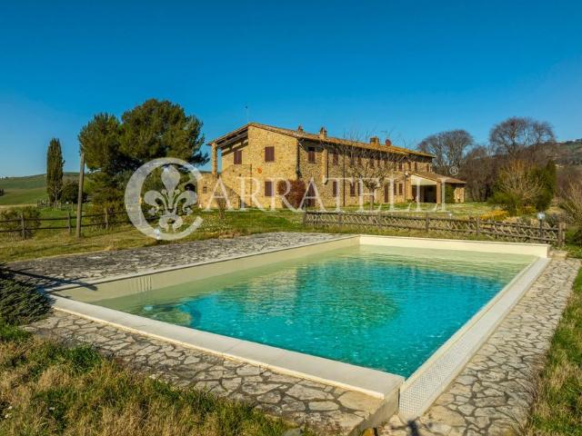 Rustico in vendita a Volterra, Toscana