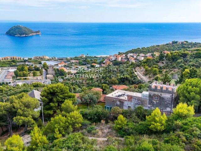 Rustico in vendita a Albenga, Liguria