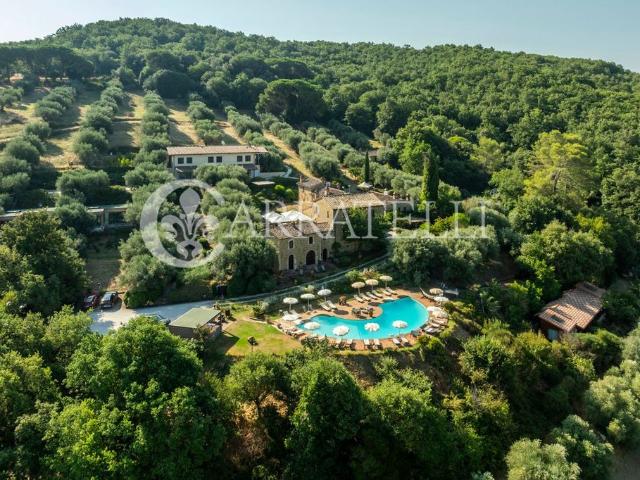 Rustico in vendita a Magione, Umbria