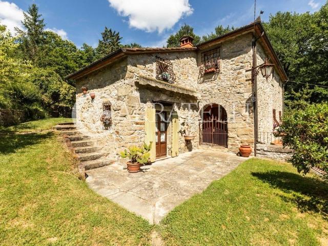 Rustico in vendita a Le Mura, Subbiano