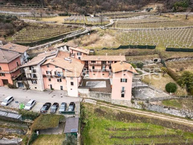 Palazzo in vendita a Comunità della Vallagarina, Mori