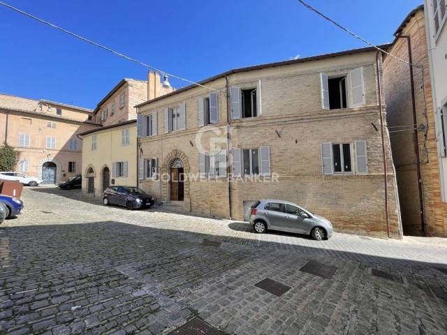 Palazzo in vendita a Sant'Andrea, Marche