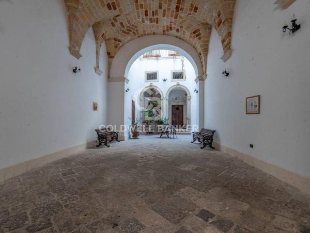 Palazzo in vendita a Puglia, Lecce