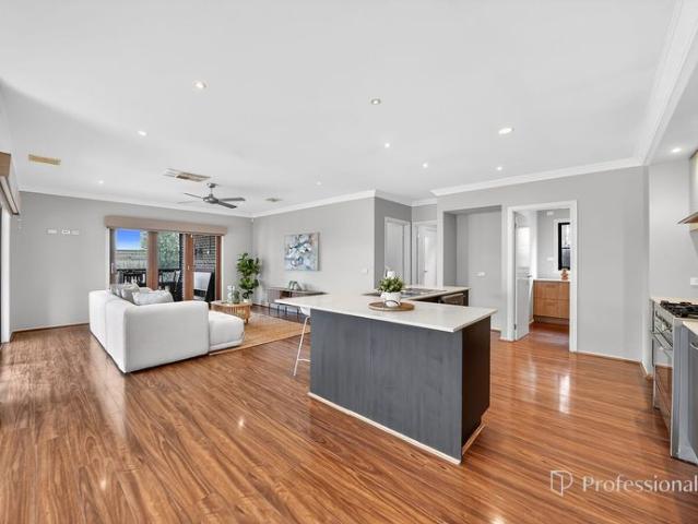 House for rent in Taylors Hill, Melbourne