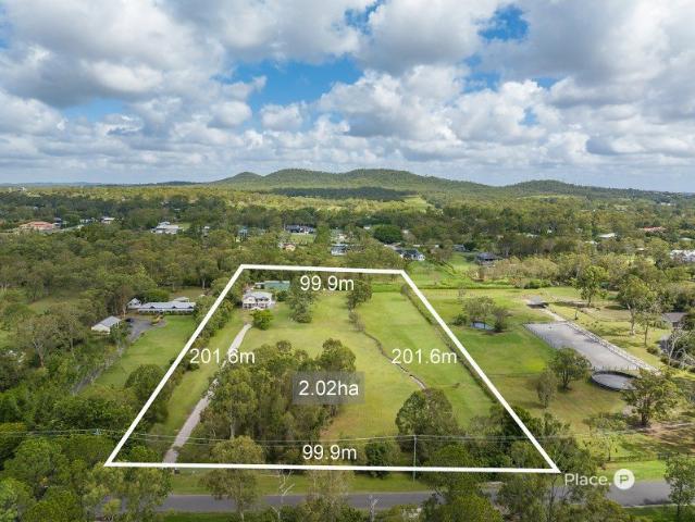 Cottage for sale in Toombul, Queensland