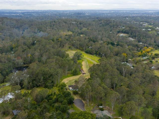 Cottage for sale in Toombul, Queensland