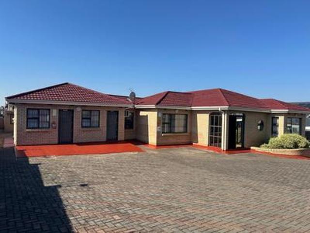 Apartment for sale in Mthatha, Eastern Cape