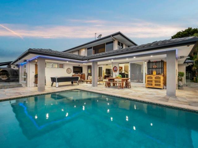 House for rent in Runaway Bay, Gold Coast City