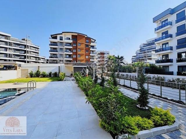 Aksu, Antalya içerisinde satılık mülk