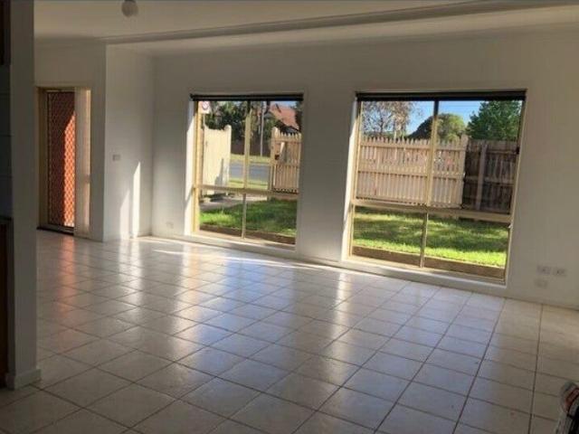Room for rent in Camerons Creek, Victoria