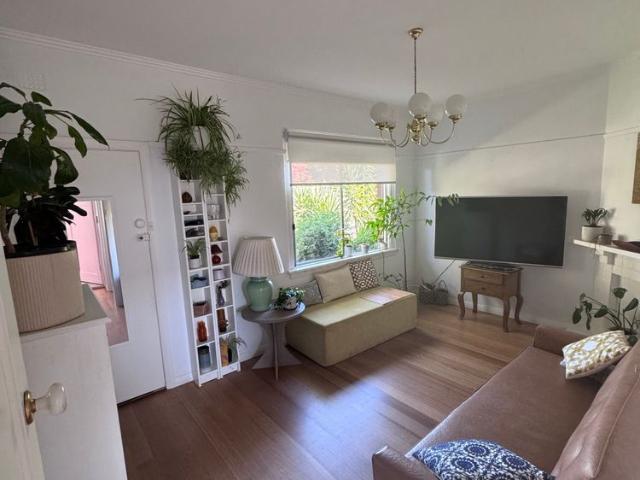 Room for rent in Camerons Creek, Victoria