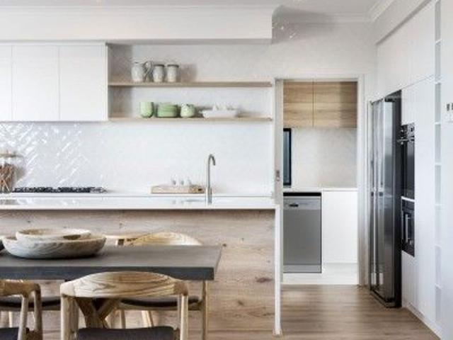 Cottage for sale in Hasluck, Perth