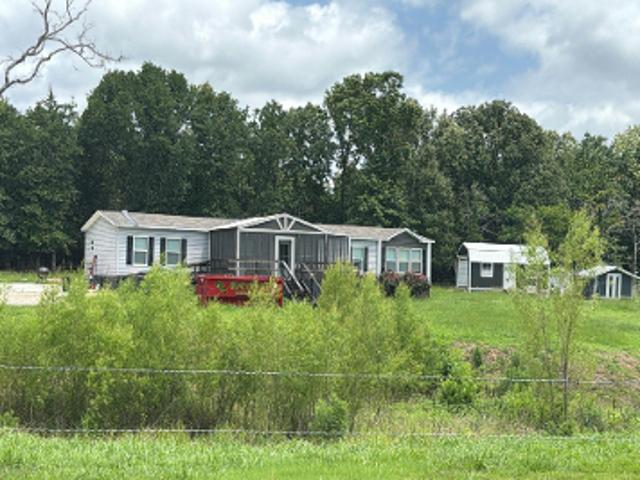 House for sale in Pottsboro, Texas