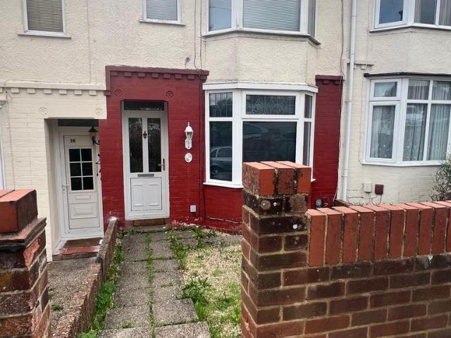 House for rent in Round Green, Luton