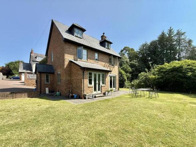 House for sale in Preston Plucknett, Yeovil